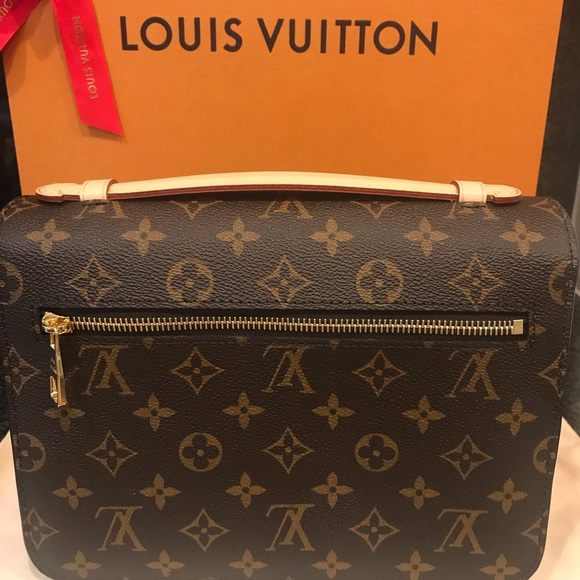 ❌❌ SOLD ❌❌ Louis Vuitton Pochette Metis Monogram - Picture 3 of 8